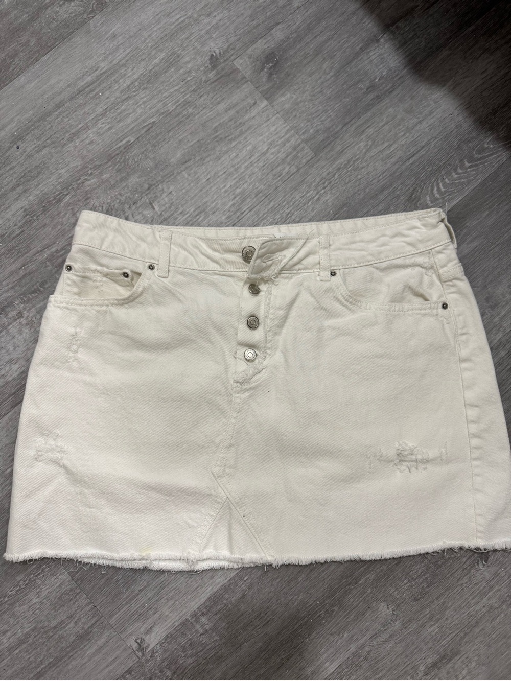 Zara Off-White Button-Front Denim Mini Skirt